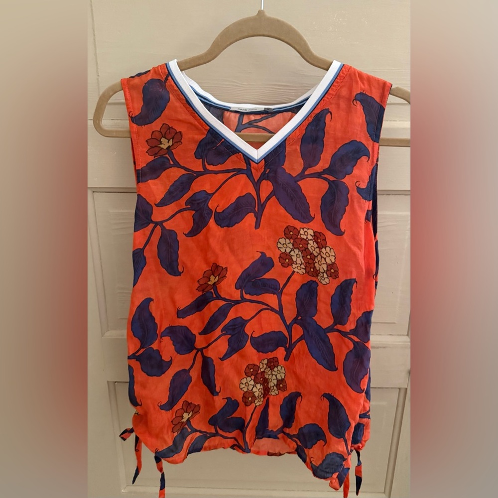 Vibrant Floral V-Neck Tank Top